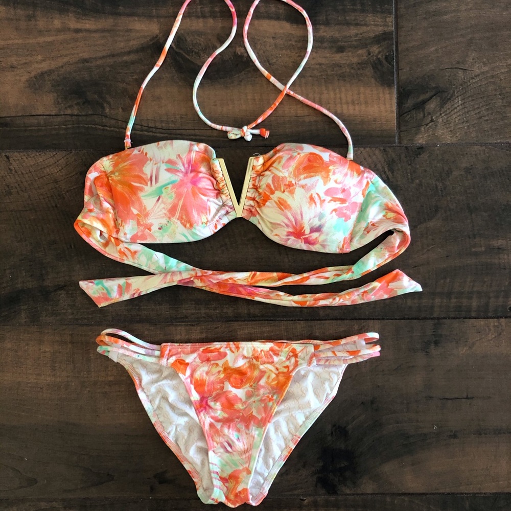 Floral Victorias Secret Bikini Set 🌺👙 size S